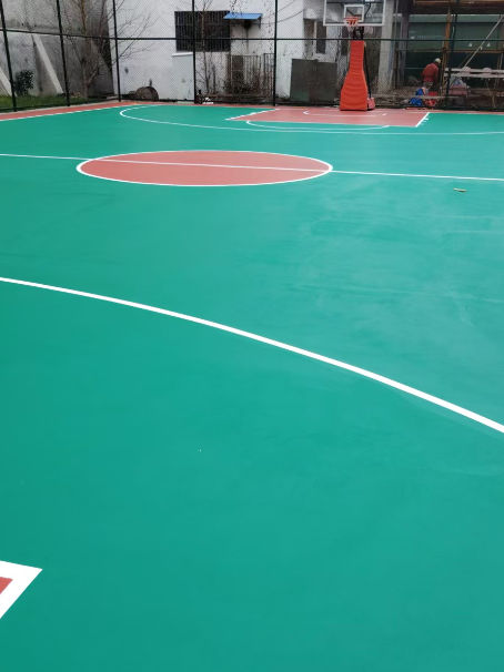 郏县 球场长期使用易出现地面开裂